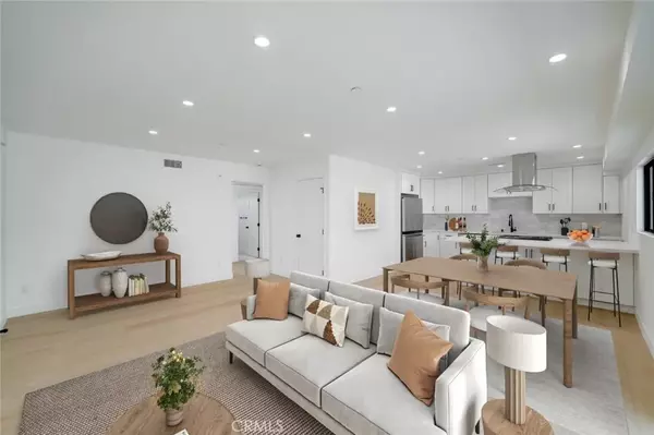1334 9th Street #2, Santa Monica, CA 90401