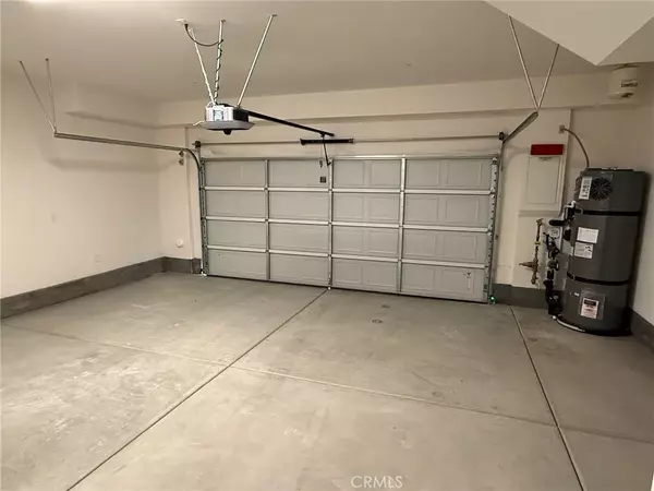 Eastvale, CA 92880,12768 Sila Way