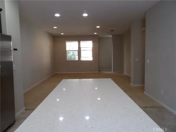 South El Monte, CA 91733,13 Weiss