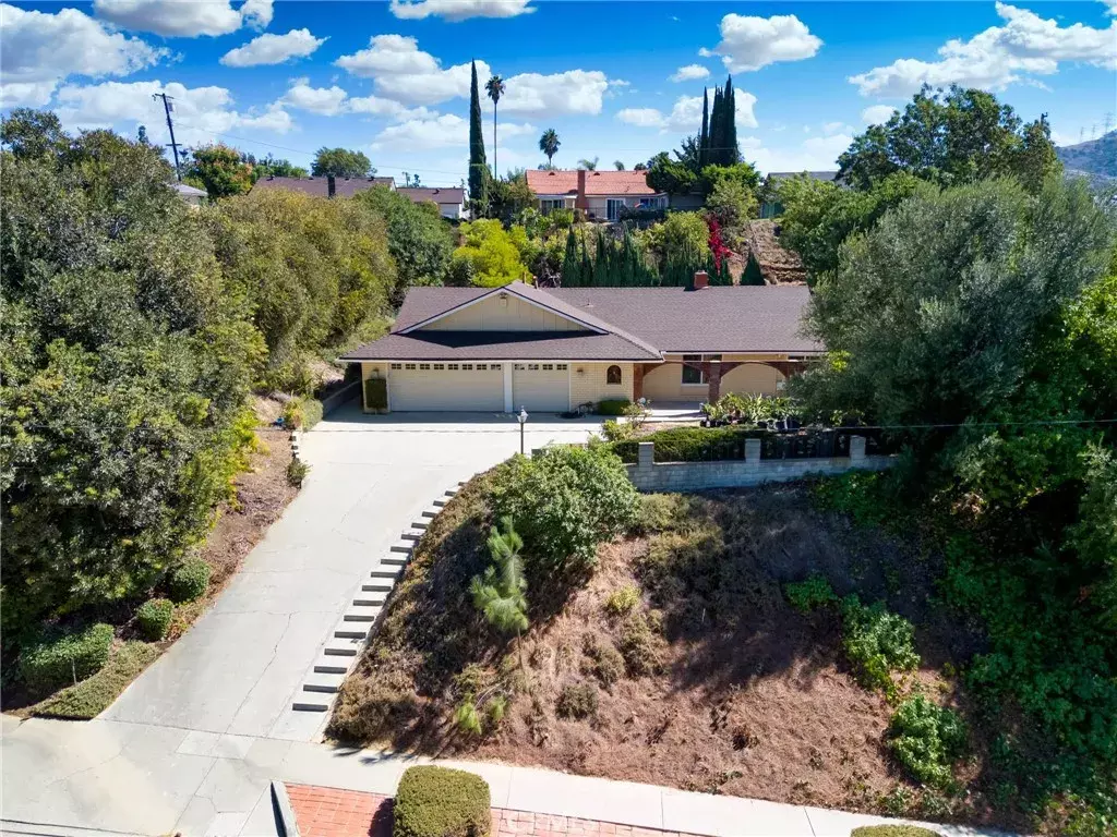 Hacienda Heights, CA 91745,2424 Kiska Avenue