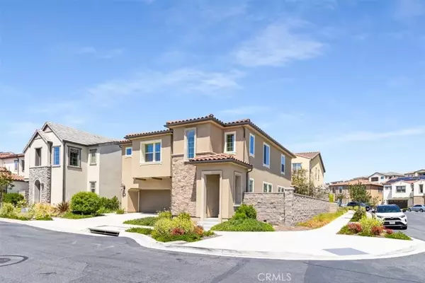 Lake Forest, CA 92610,1901 Aliso Canyon Drive