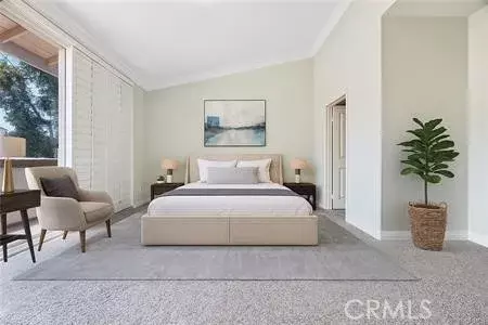 Irvine, CA 92606,2702 Ladrillo Aisle