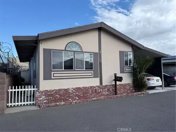 14325 Mcnab #24, Bellflower, CA 90706