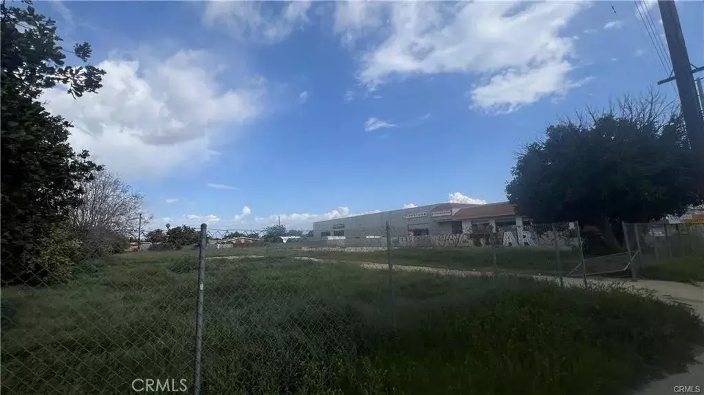 Ontario, CA 91763,11155 S Central