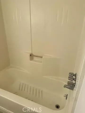 Needles, CA 92363,1932 Erin Drive #8