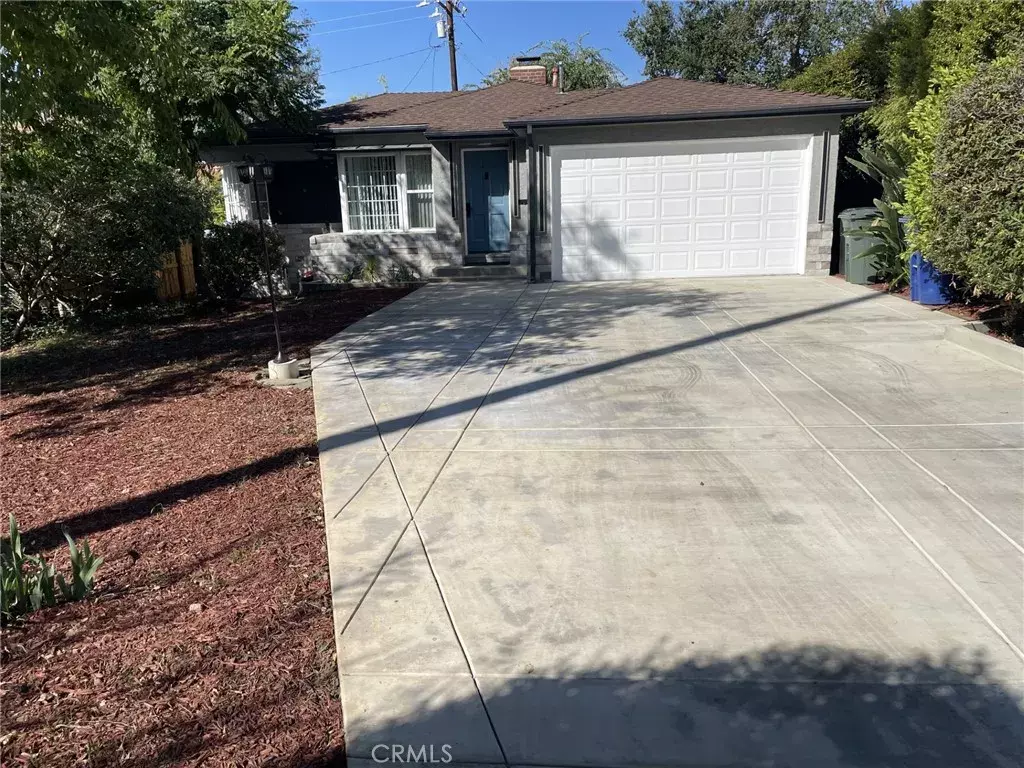 Altadena, CA 91001,2379 Oliveras Avenue