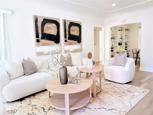 Altadena, CA 91001,2379 Oliveras Avenue