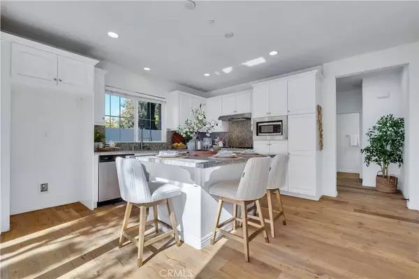 Upland, CA 91786,434 Golden Bear