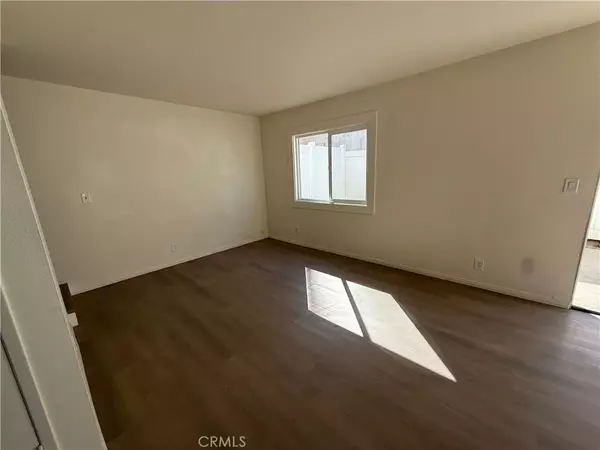 Riverside, CA 92506,5010 Brooks Street #2