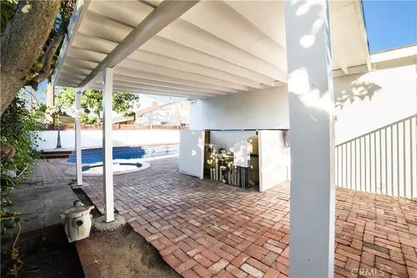 West Covina, CA 91790,623 N Nora