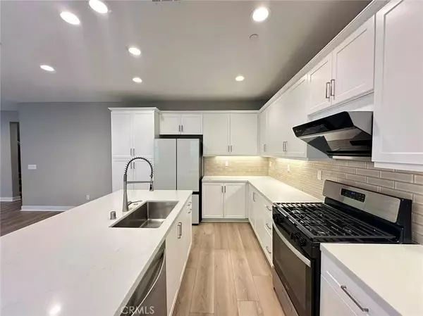 Ontario, CA 91761,4224 S Crisanta Privado