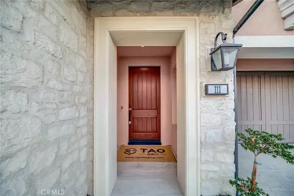 Irvine, CA 92620,111 Reflection