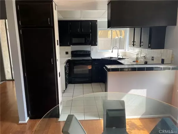 Ontario, CA 91761,331 E Cottonwood