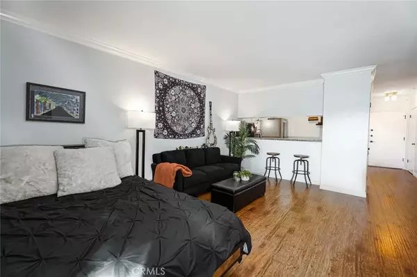 Sherman Oaks, CA 91411,15344 Weddington