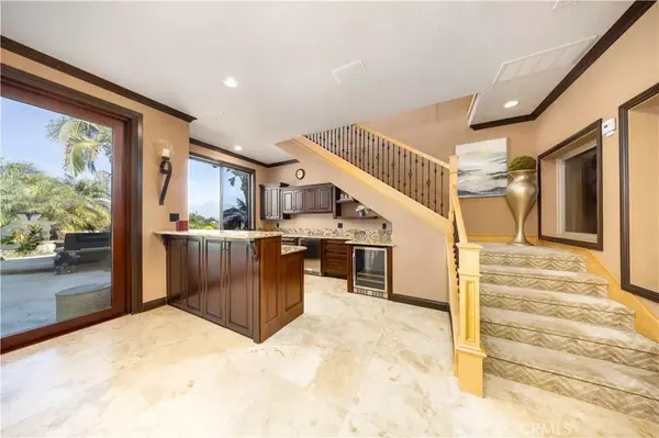 Phillips Ranch, CA 91766,32 Franciscan