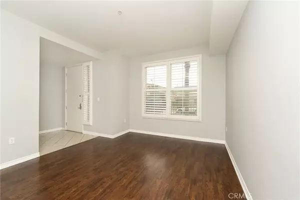 Alhambra, CA 91801,89 E Commonwealth #1D