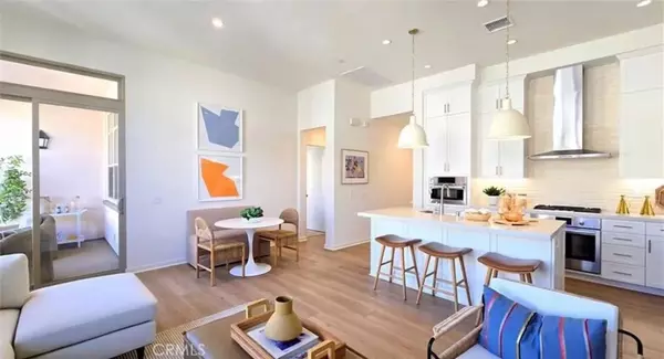 126 Sunnyside, Irvine, CA 92618