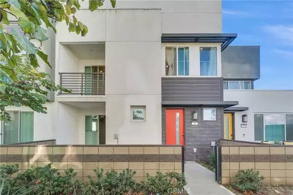 3720 Allston paseo South #8, Ontario, CA 91761