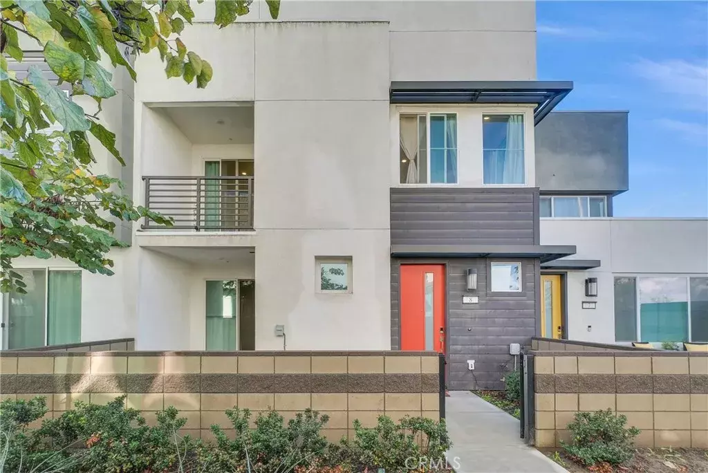 Ontario, CA 91761,3720 Allston paseo South #8