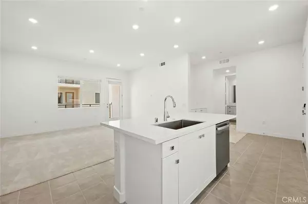 Irvine, CA 92618,491 Mulligan