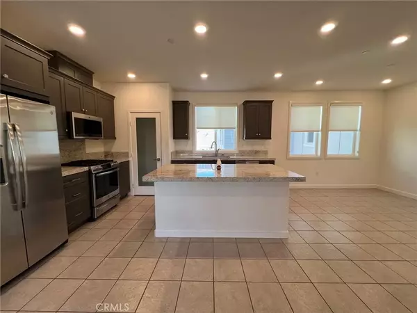 Yorba Linda, CA 92886,4313 Canyon Coral