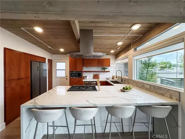 San Clemente, CA 92672,210 Del Gado