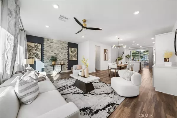 Tustin, CA 92782,159 Waypoint