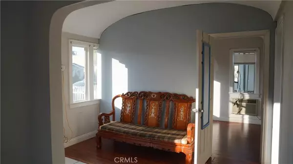 Long Beach, CA 90810,2452 Adriatic