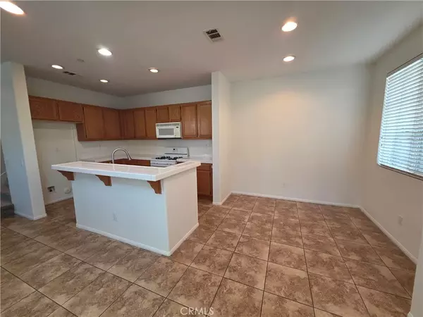 Ontario, CA 91764,2035 E Harvard Privado