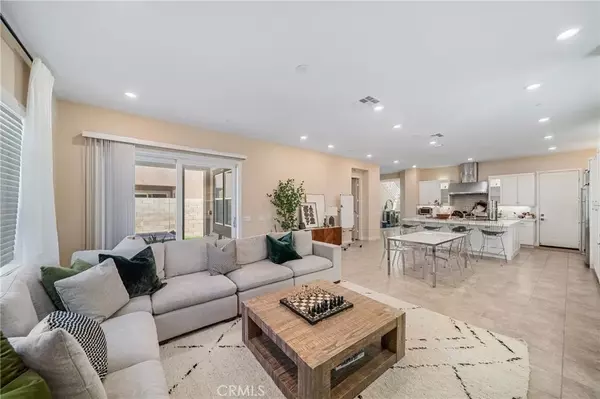 Irvine, CA 92618,81 Pelican Lane