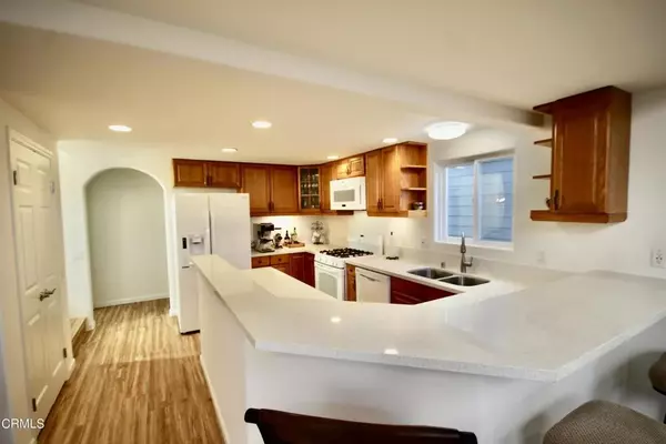 Oxnard, CA 93035,372 melrose Drive