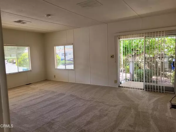 Newbury Park, CA 91320,263 Ortega #263