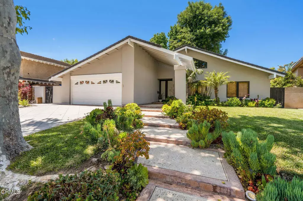 Westlake Village, CA 91362,2917 Great Smokey Court