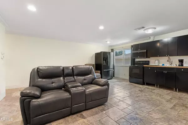 Newbury Park, CA 91320,616 Avenida Del Platino