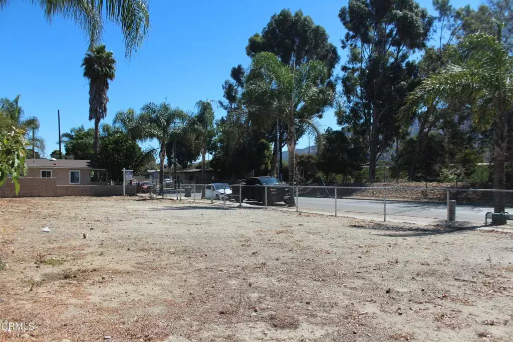 Santa Paula, CA 93060,1061 E Harvard