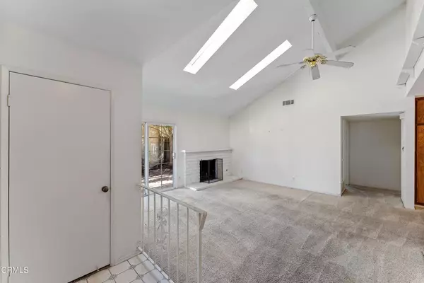 Newbury Park, CA 91320,3626 Spanish Gate Drive