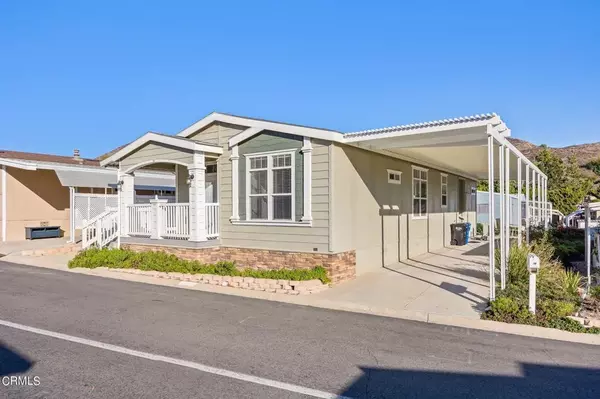 Newbury Park, CA 91320,79 La Lomita #79