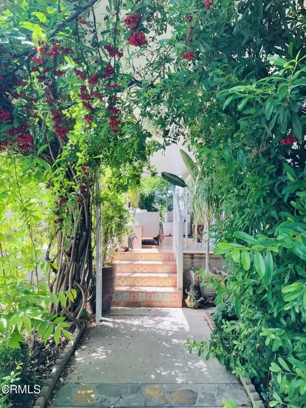 Ojai, CA 93023,1975 Maricopa #49