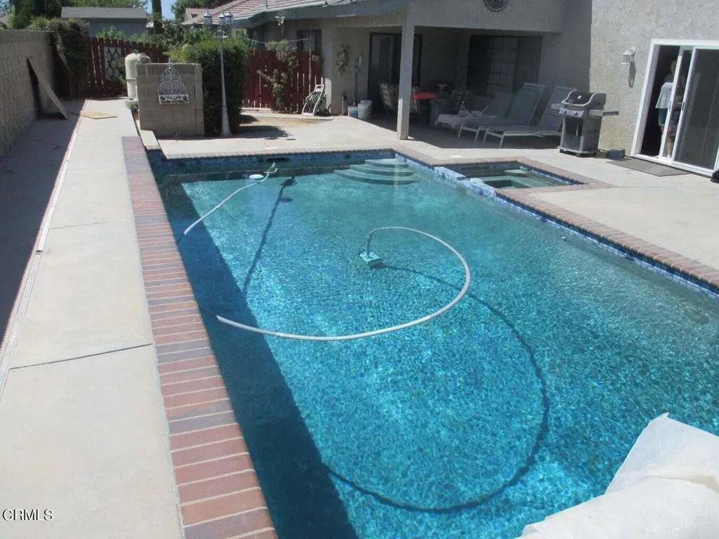 Lancaster, CA 93536,3752 Avenue J14