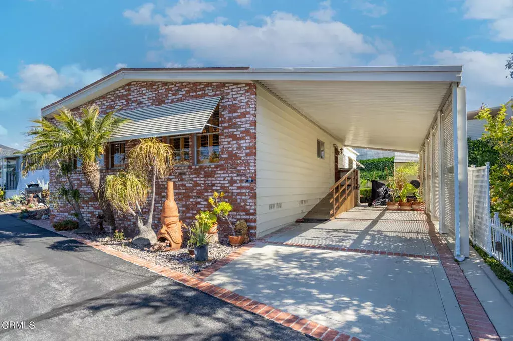 Ojai, CA 93023,1202 Loma #118