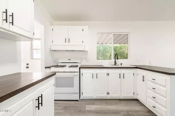 Ojai, CA 93023,950 Woodland #78