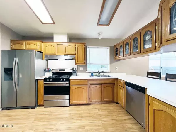 Oak View, CA 93022,235 Larmier Avenue