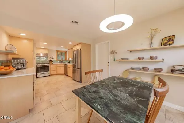 Ojai, CA 93023,413 Crestview Drive