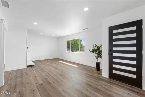 Newbury Park, CA 91320,728 Malat Drive