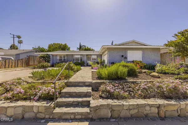 40 Almond Avenue, Oak View, CA 93022