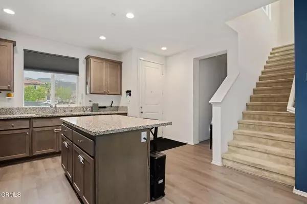 Santa Paula, CA 93060,1926 Pump House Lane