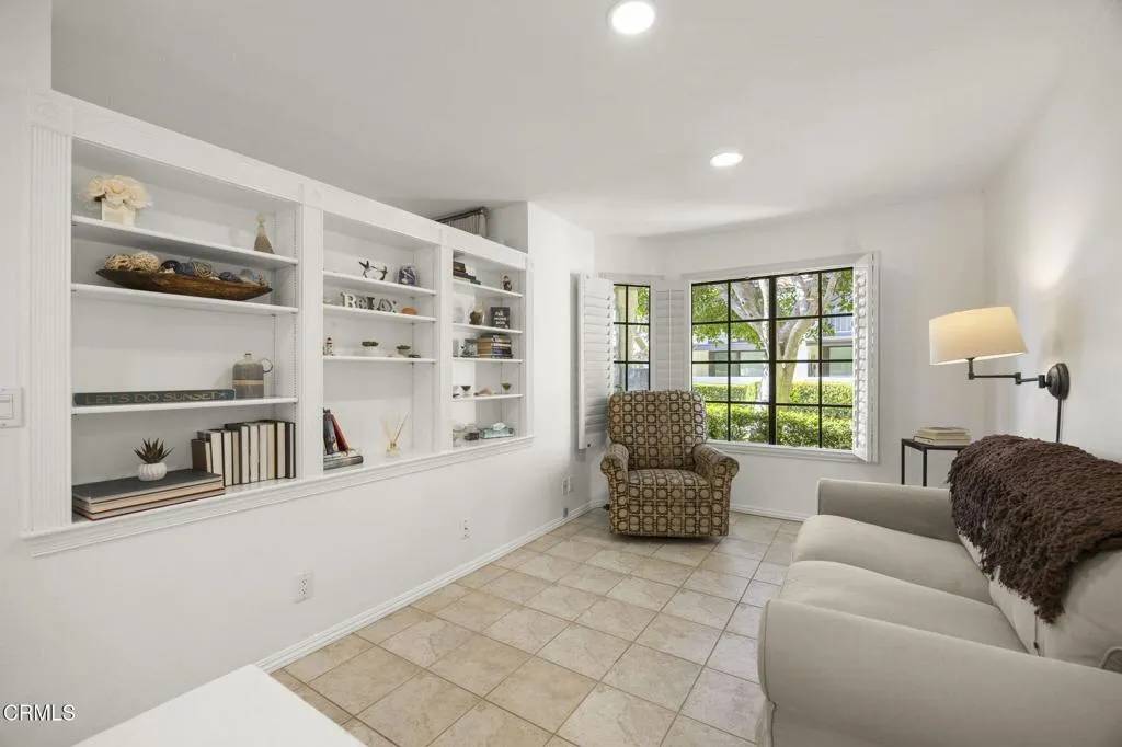Oxnard, CA 93035,2171 Martinique Lane