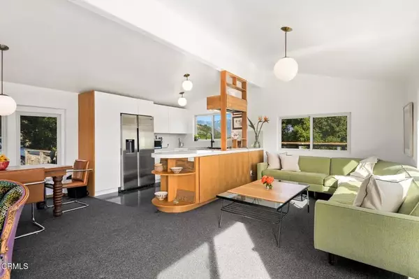 Ojai, CA 93023,11065 Creek Road