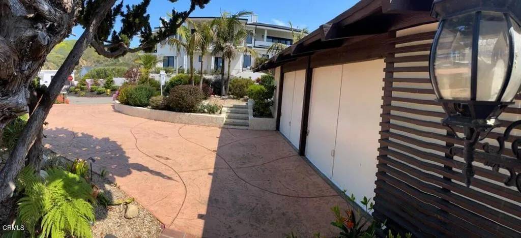 Ventura, CA 93001,1780 Hillcrest Drive
