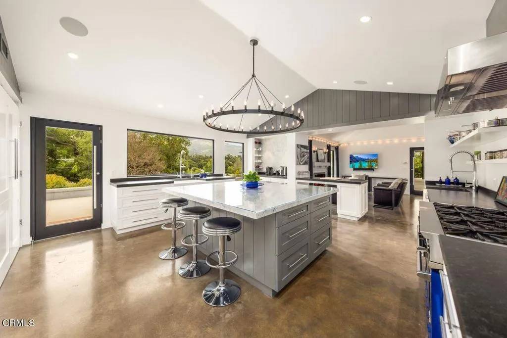 Ojai, CA 93023,291 Saddle Lane